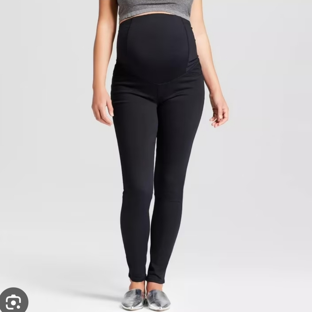 Ingrid & Isabel maternity over belly cross over panel black skinny Jean.16